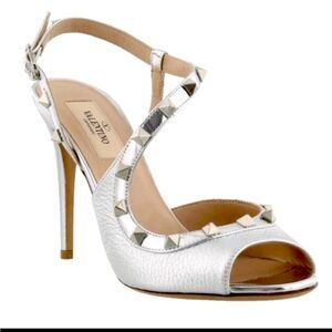Metallic Pebbled Calfskin Rockstud Asymmetric Sandals